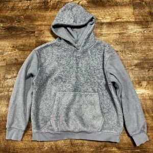 WORKSHOP Republic Clothing Sherpa Hoodie Size Small